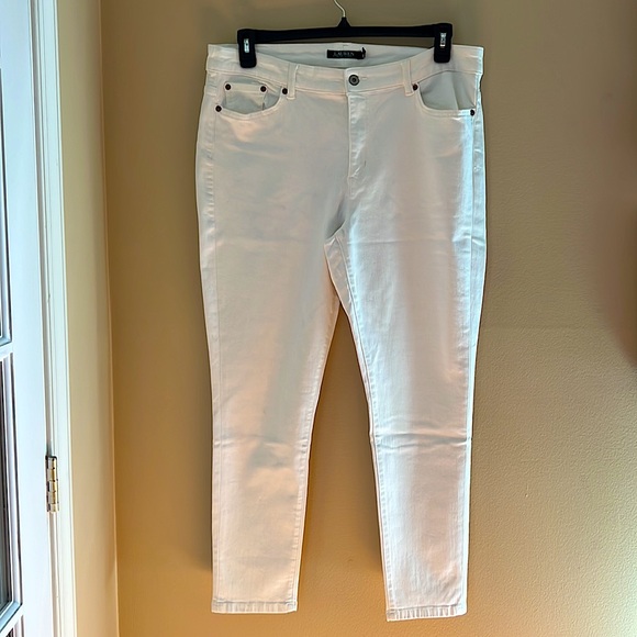 ▫️RALPH LAUREN: Women’s premier skinny ankle white jeans, barely worn, size 14▫️